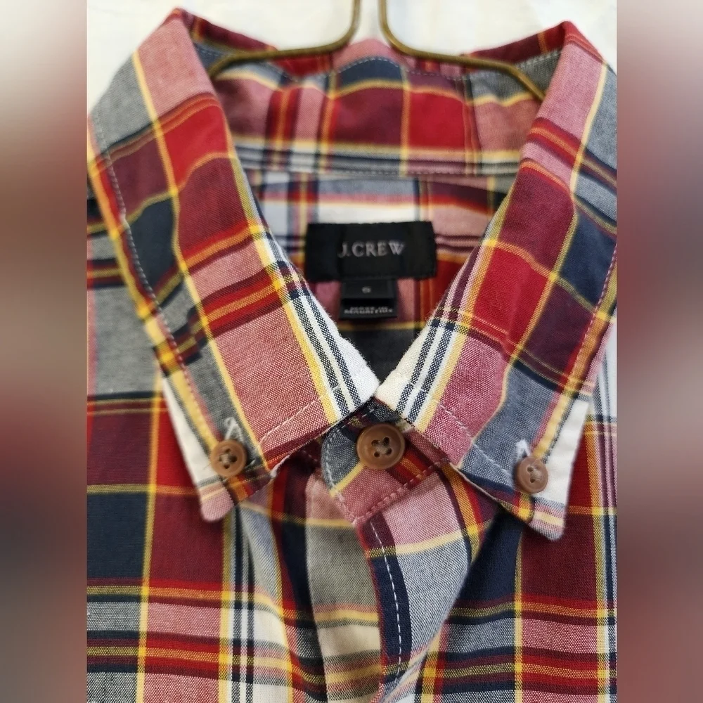J. Crew Men's Red Plaid Long Sleeve Shirt Button Front Pocket, sz SM